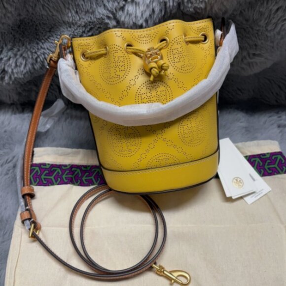 Tory Burch T Monogram Perforated Leather bucket MSRP$488 Statement Piece - Picture 3 of 15